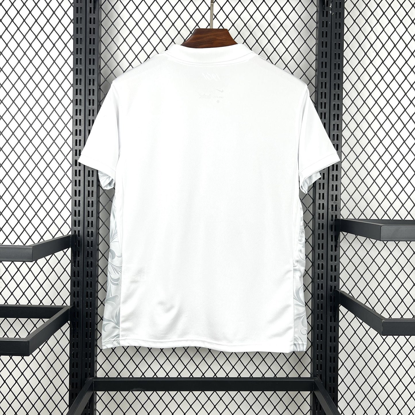 Camisa Tottenham 25/26 - 125th Aniversário
