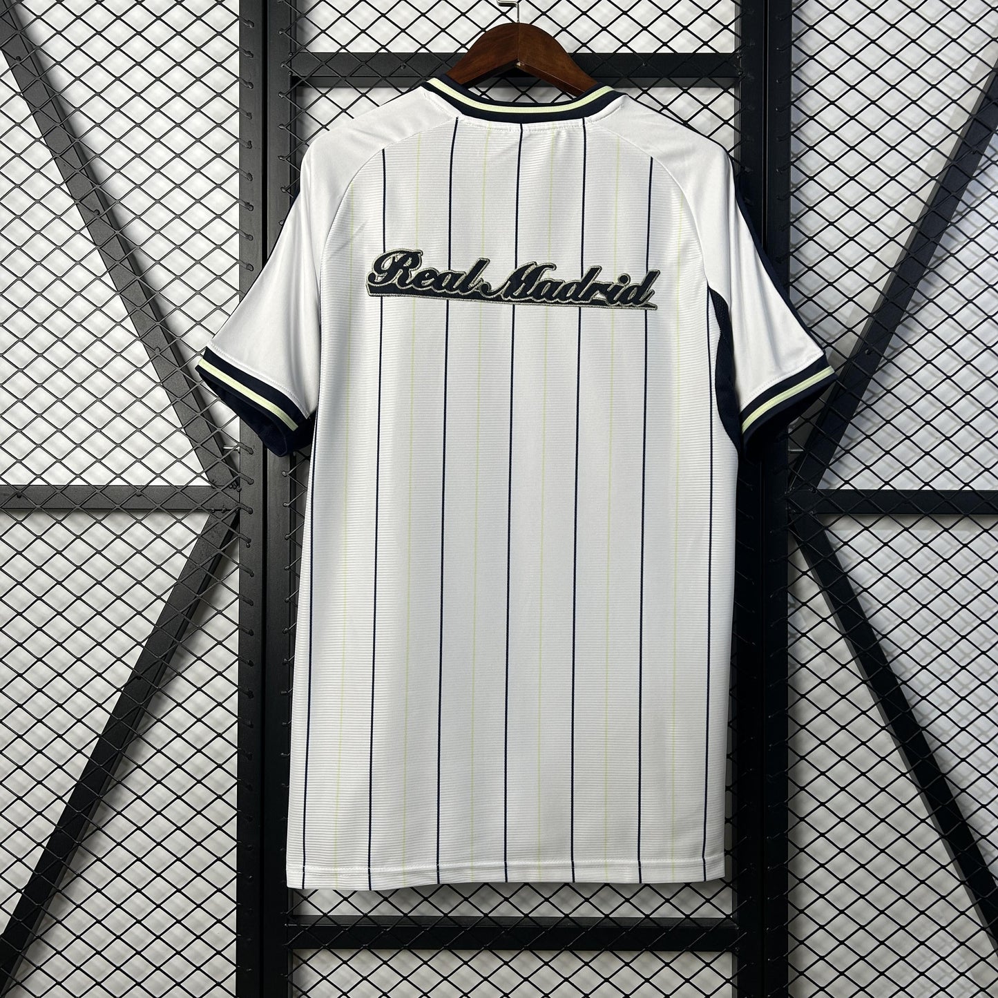 Camisa Real Madrid Edição Especial US 25/26 - Branca