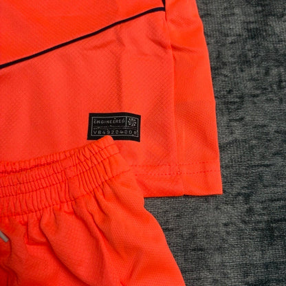 Conjunto Barcelona 25/26 - Laranja