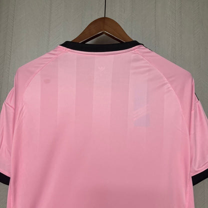 Camisa Newcastle Edição Especial 25/26 - Masculino Rosa