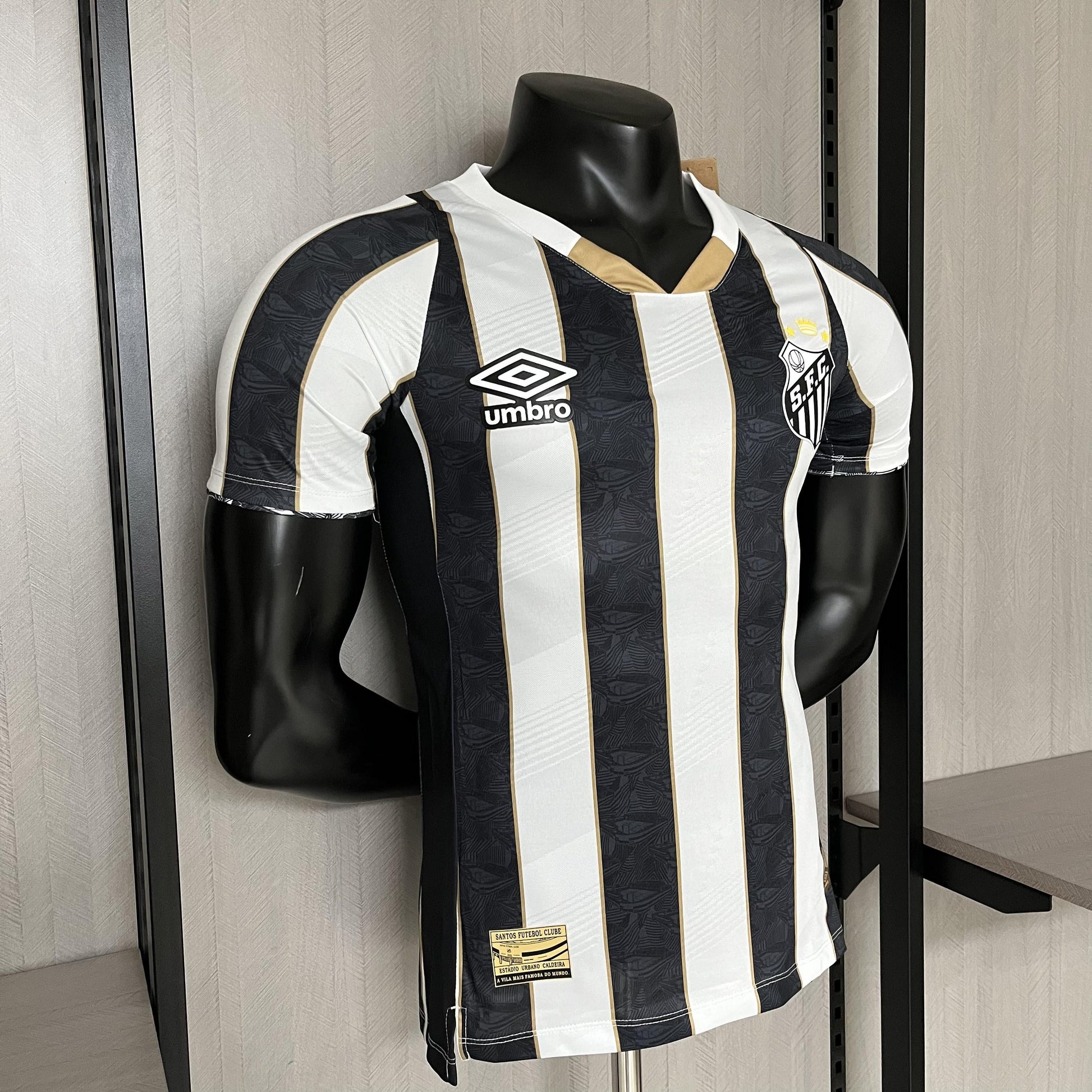 Camisa Santos Fora 2024/25 - Versão Jogador Preto e Branco