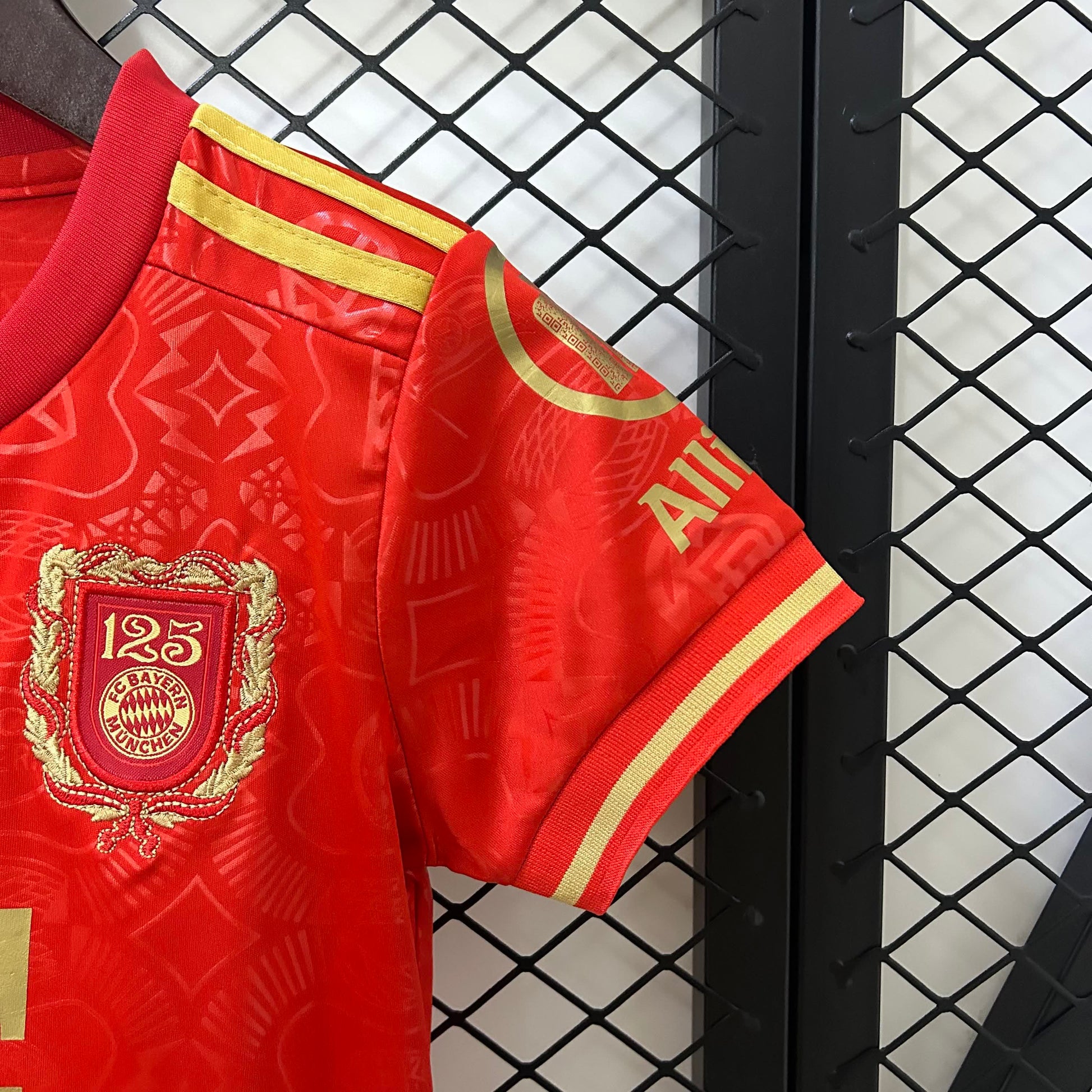 Conjunto Bayer 125 anos 25/26