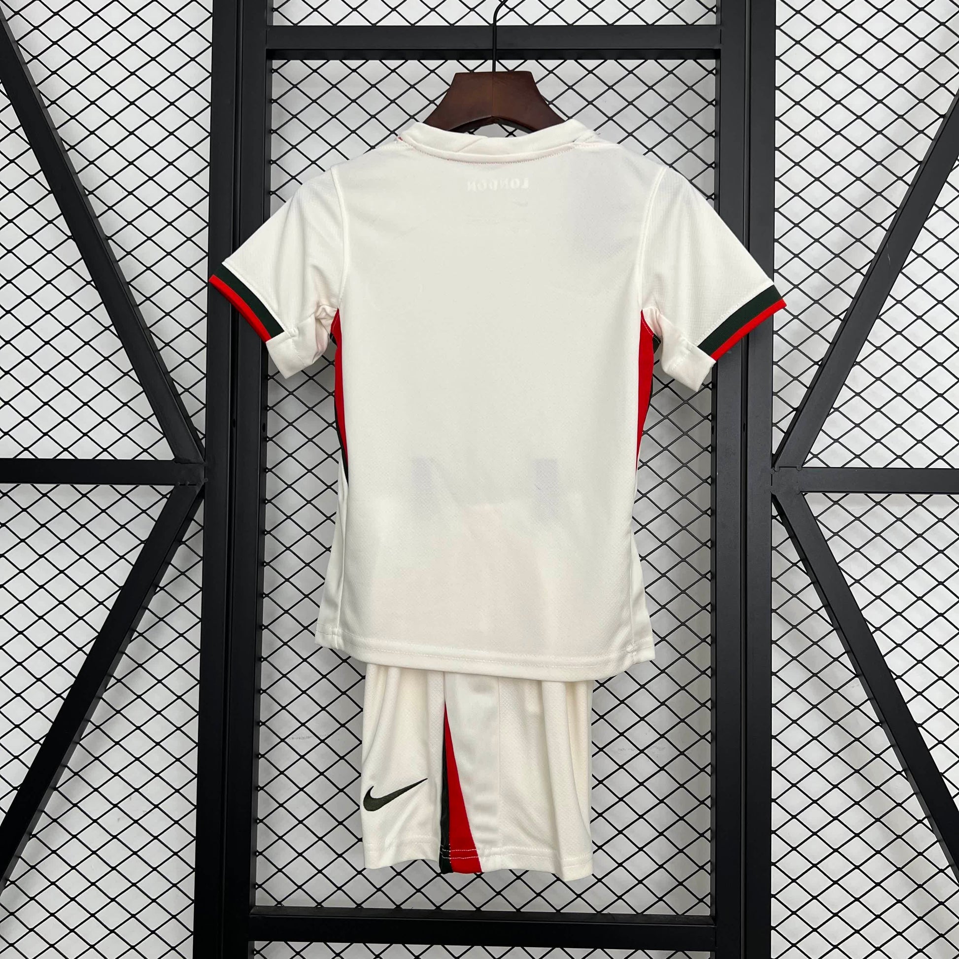 Conjunto Chelsea Away 25/26