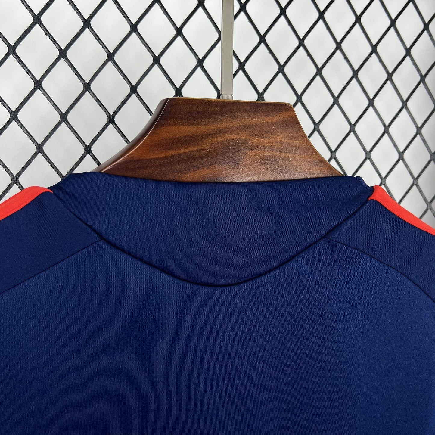 Camisa Espanha Pré-jogo 26/27 - Masculina