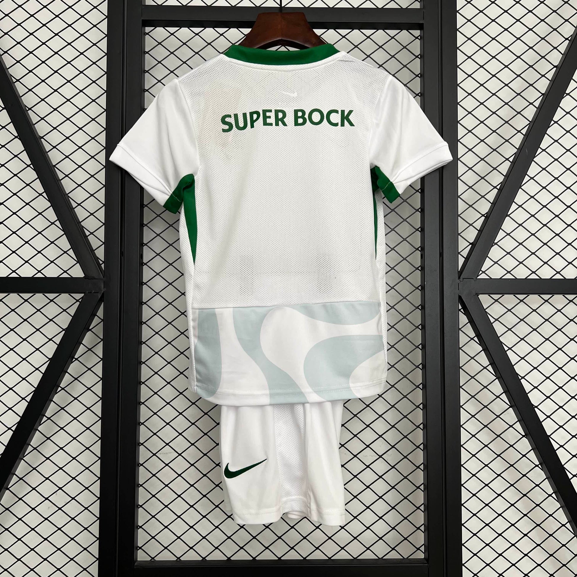 Conjunto Sporting Away 25/26