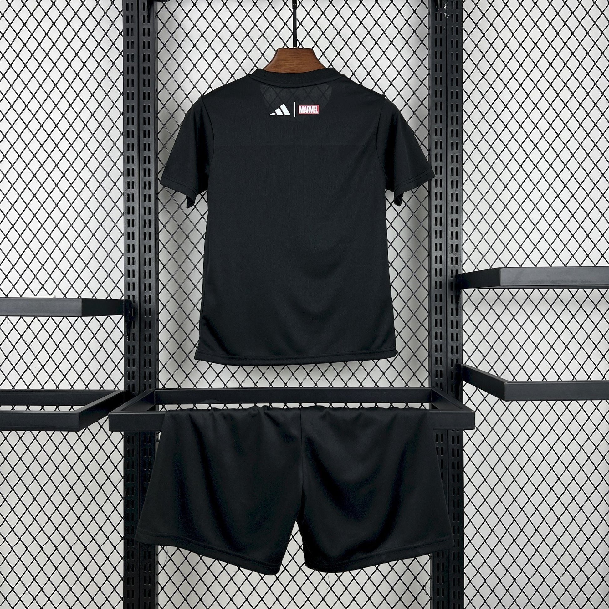 Conjunto Infantil Real Madrid 26/27 - Preto