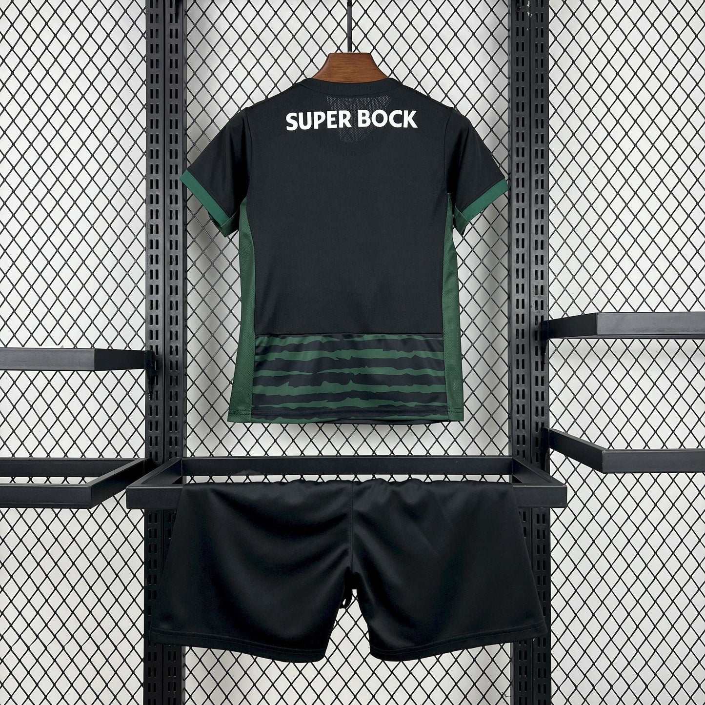Conjunto Infantil Sporting CP 26/27 - Verde e Preto