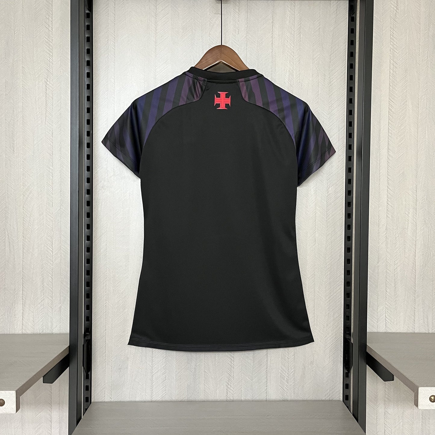 Camisa Vasco Edição Especial 24/25 - Versão Feminina Baby Look Preta
