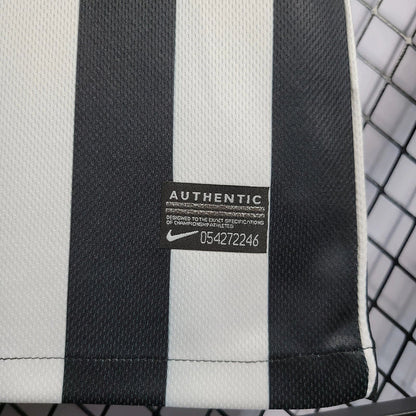 Camisa Santos Nike Fora 2012/13 - Versão Retrô Preta e Branca Listrada Neymar Jr