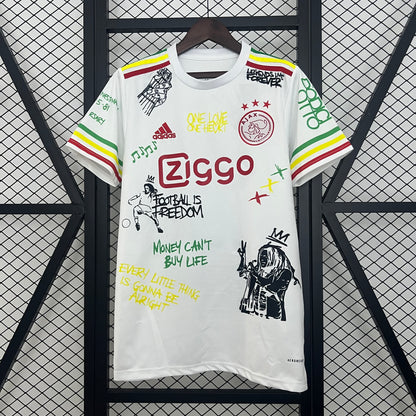 Camisa Ajax Edição Especial 25/26 - Branca Bob Marley