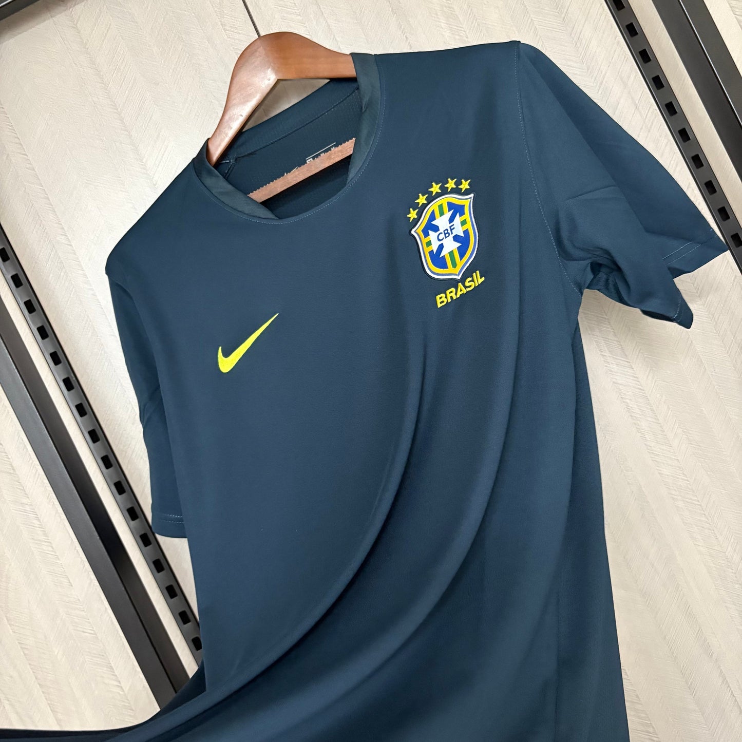 Camisa Brasil 2022 - Versão Retrô