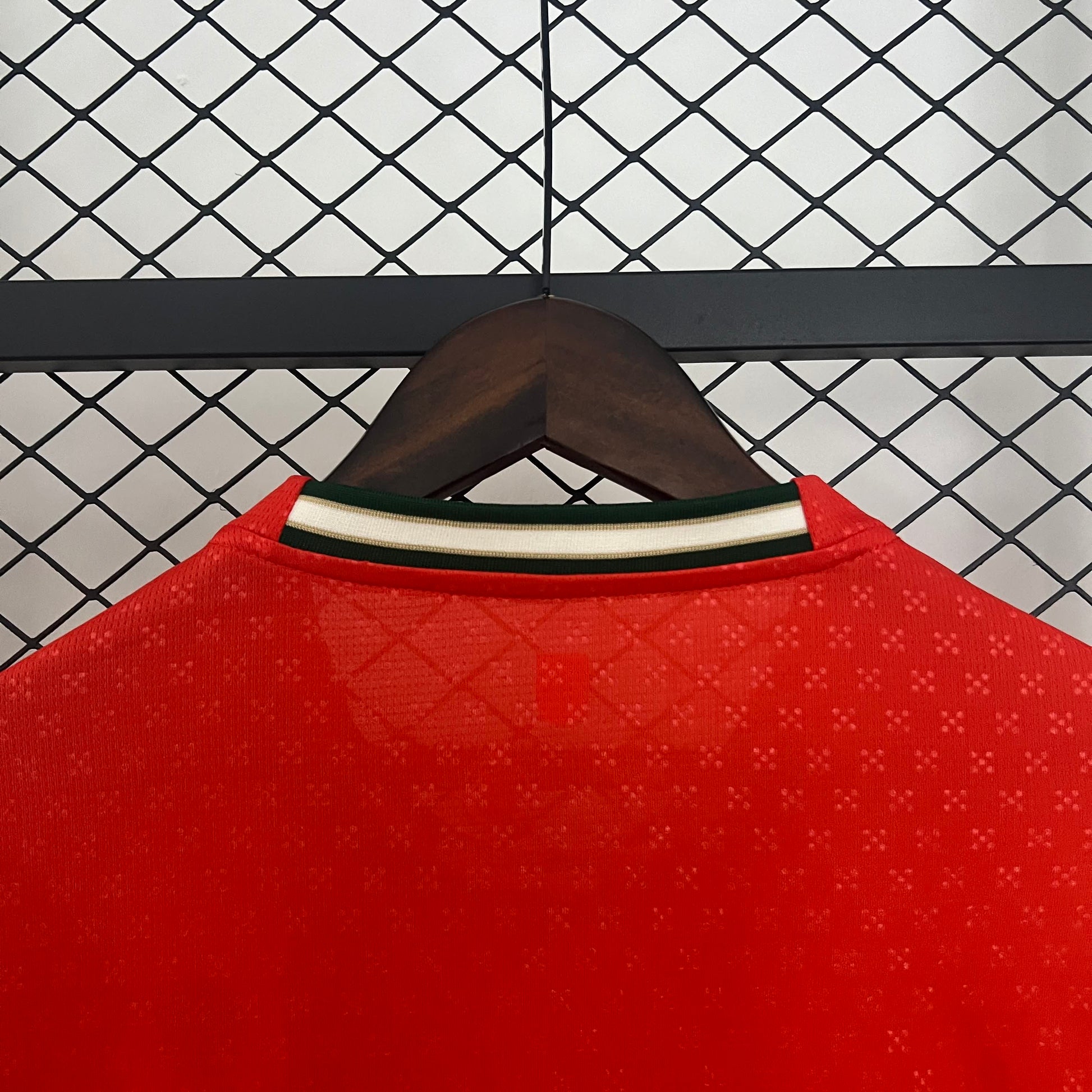 Camisa Portugal Titular 25/26 - Versão Torcedor Vermelha Puma