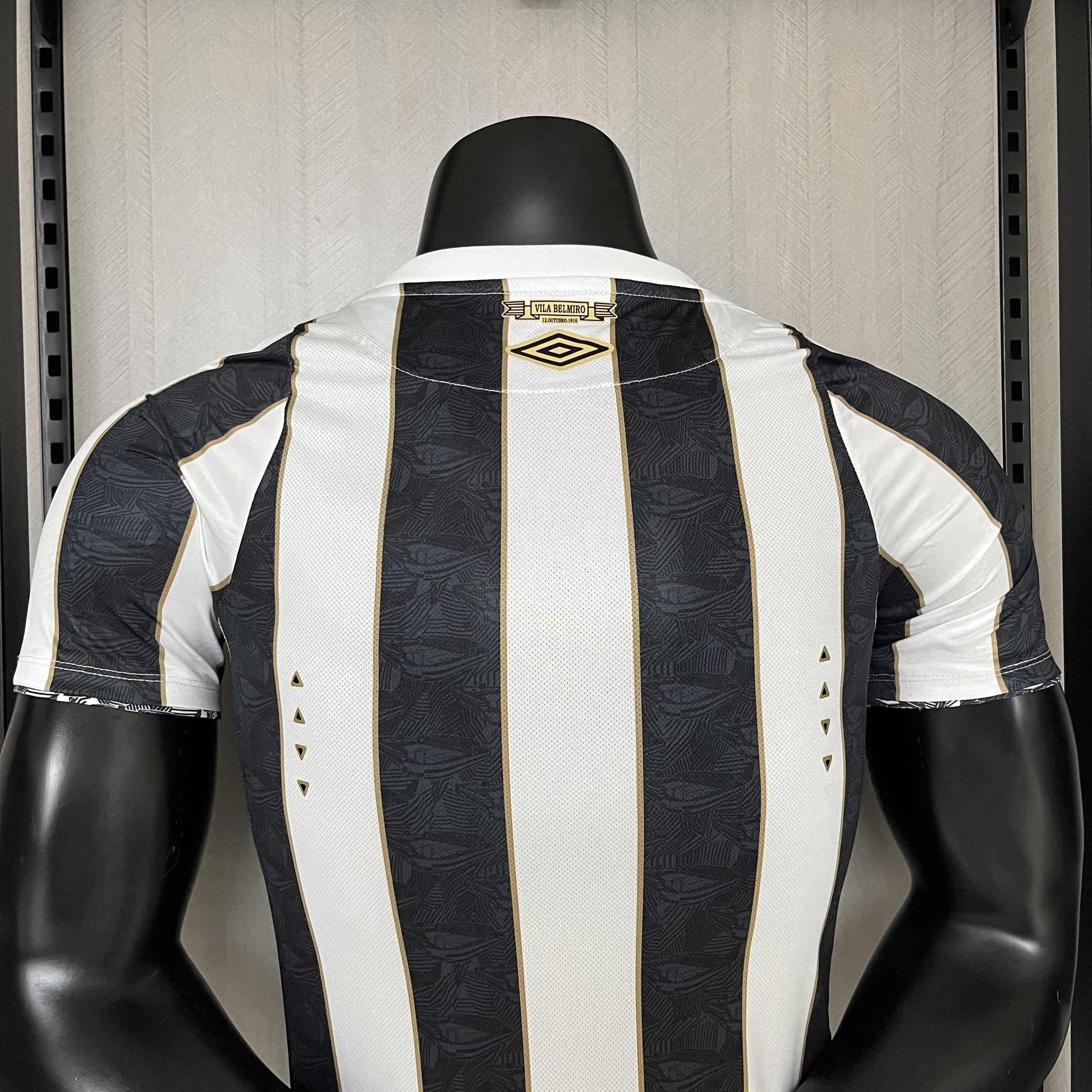 Camisa Santos Fora 2024/25 - Versão Jogador Preto e Branco