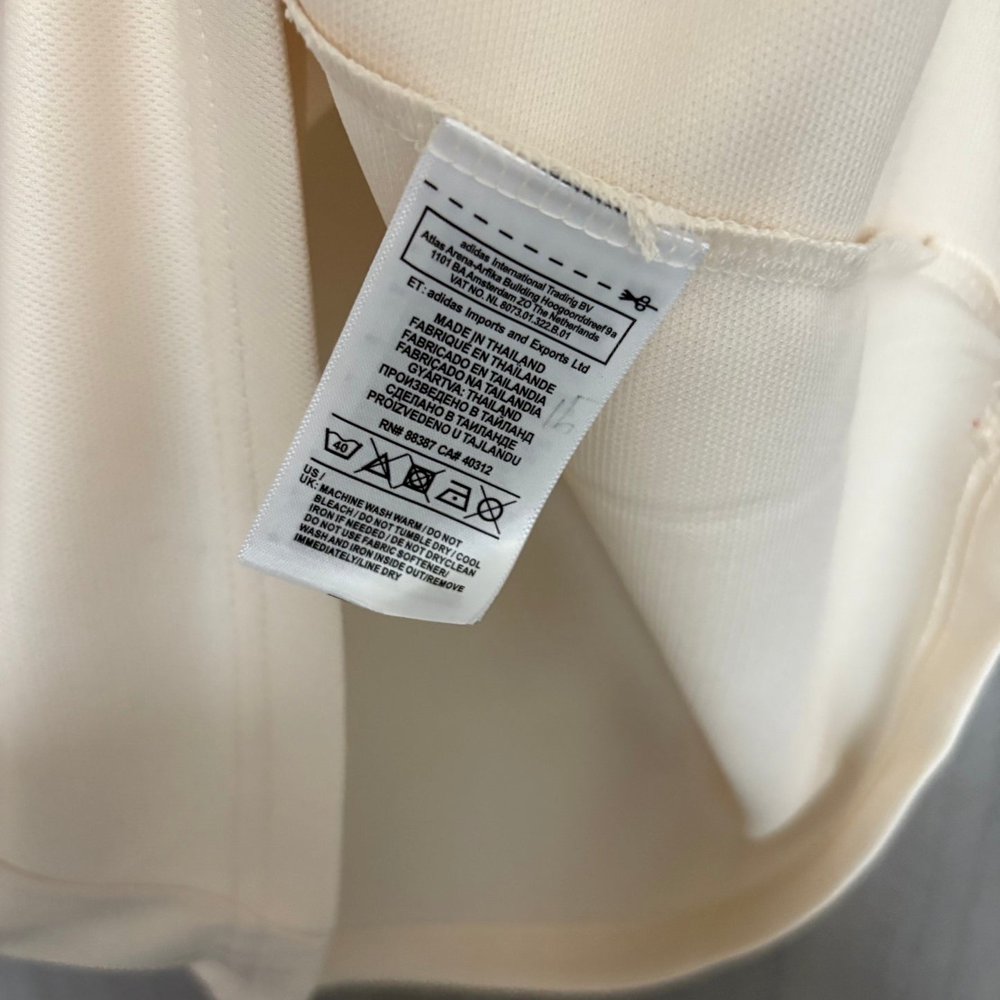 Camisa Liverpool 25/26 - Versão Manga Longa Branca