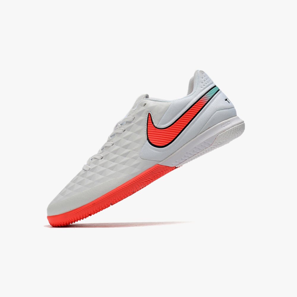 NIKE TIEMPO LEGEND 8