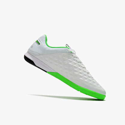 NIKE TIEMPO LEGEND 8
