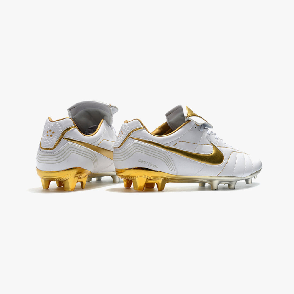 NIKE VAPOR RONALDO R10 FG + BRANCO
