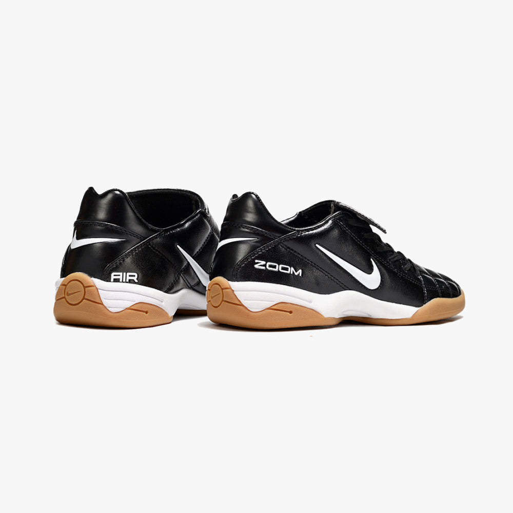 NIKE TOTAL 90 (IC)