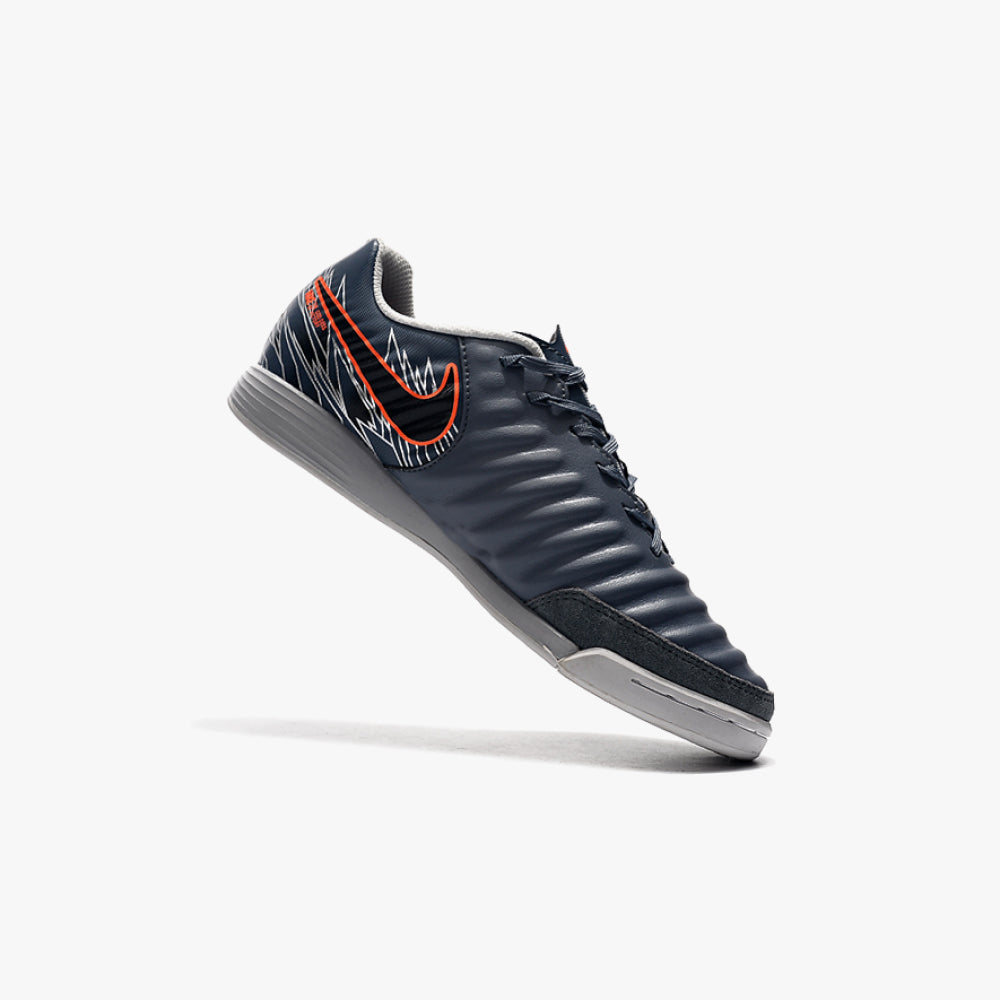 NIKE TIEMPO LIGERA