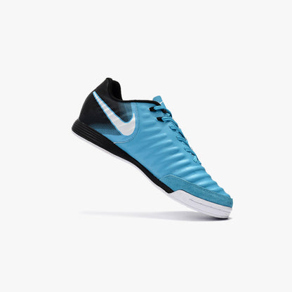 NIKE TIEMPO LIGERA